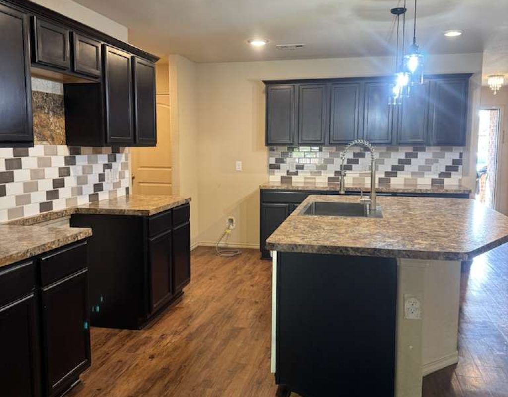 Move out cleaning experts ensuring clean and ready properties in Houston, TX