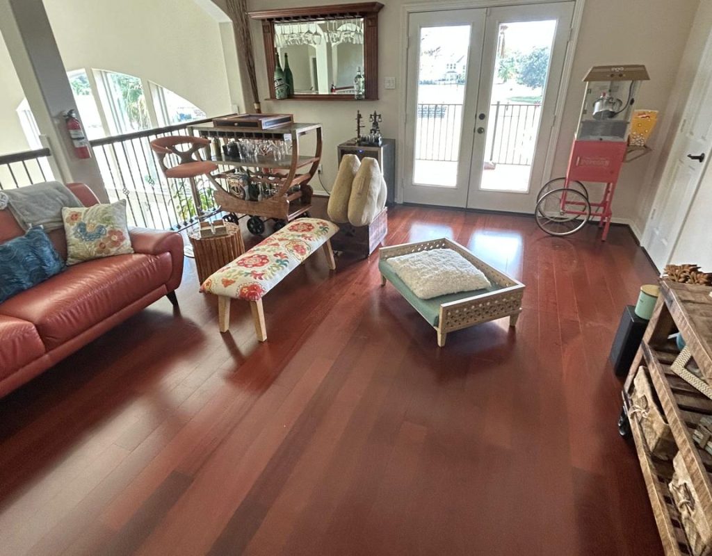 Efficient Klean team providing high quality residential cleaning in Manvel, TX
